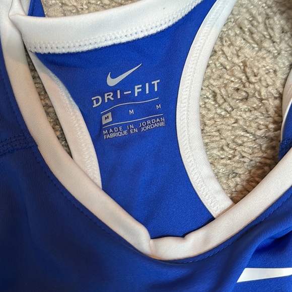 blue nike tank top - Picture 3 of 3